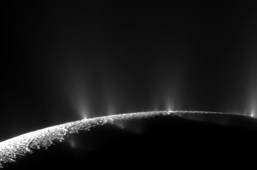 gayzerler enceladus nasa Gayzerler