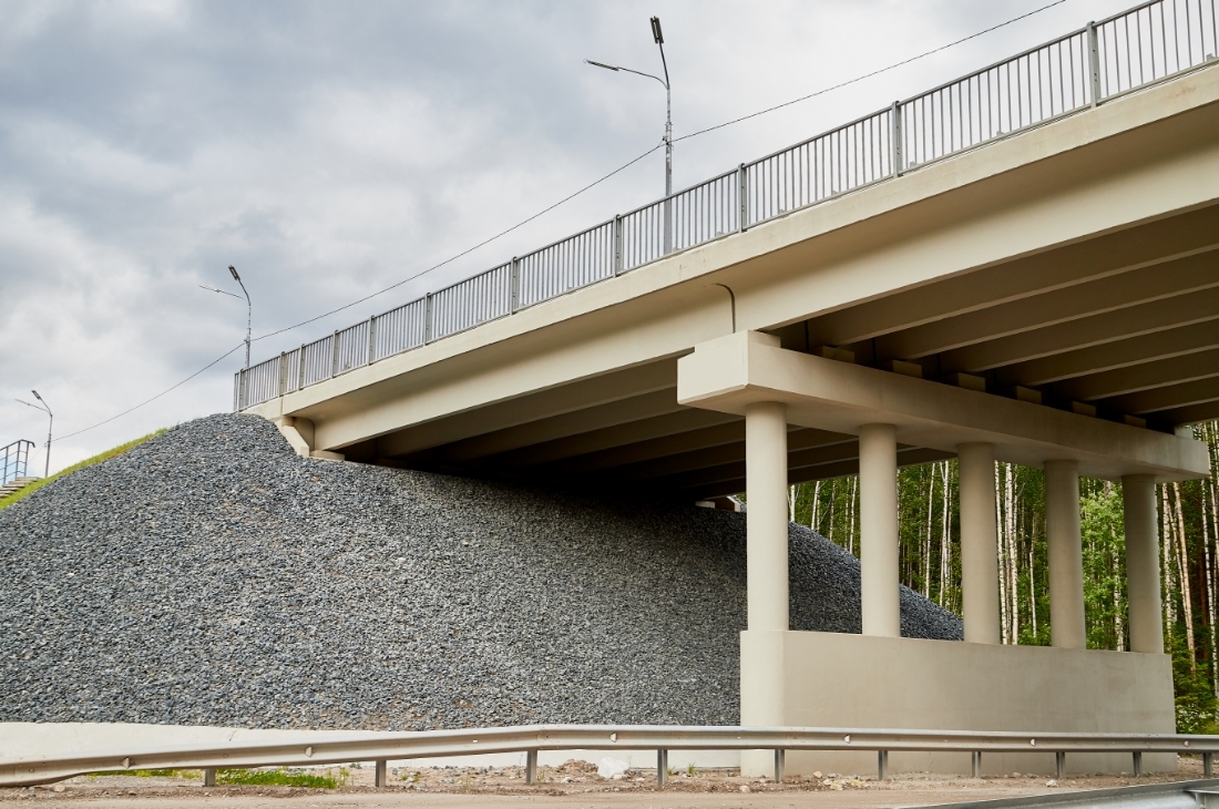 Beton köprü